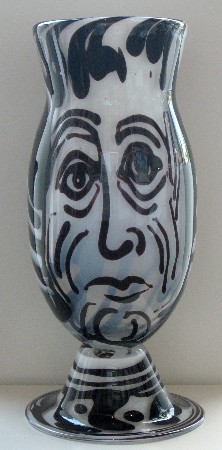 Bernstein Glass - Black and White Face Vase - GLASS